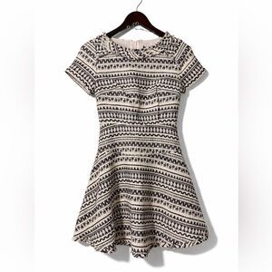 Banana Republic Fit & Flare Dress Cream Black Mini A-Line Women’s size 0 NWT